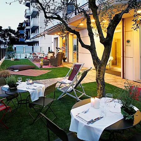 Apartment Residenza D-place Ponchielli Riccione